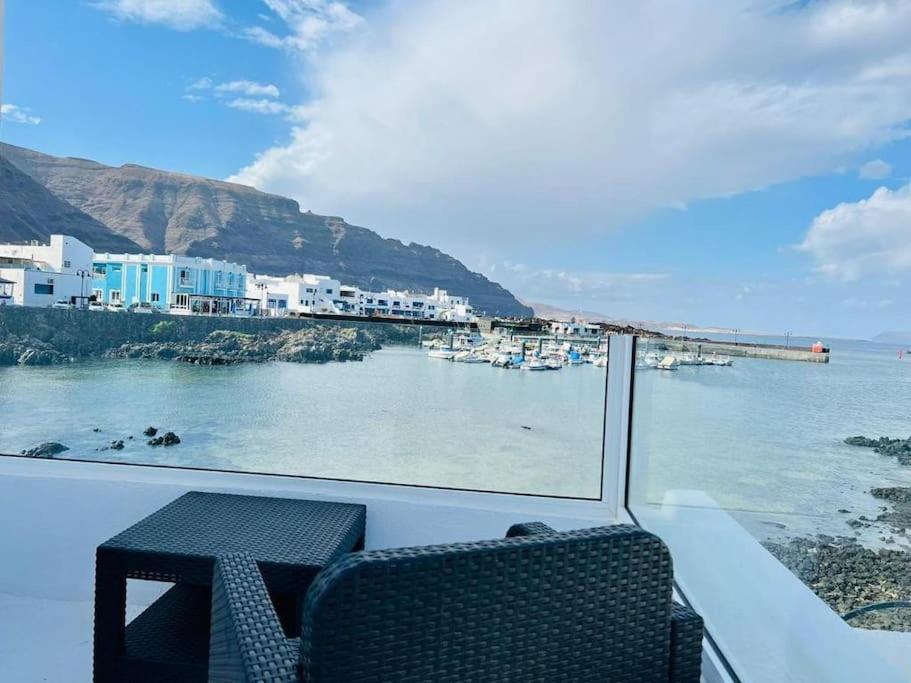 Orzola Oceanviews Leilighet Eksteriør bilde
